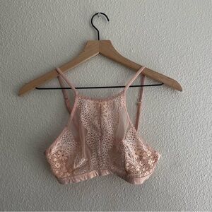 Victoria’s Secret body by Victoria bralette medium